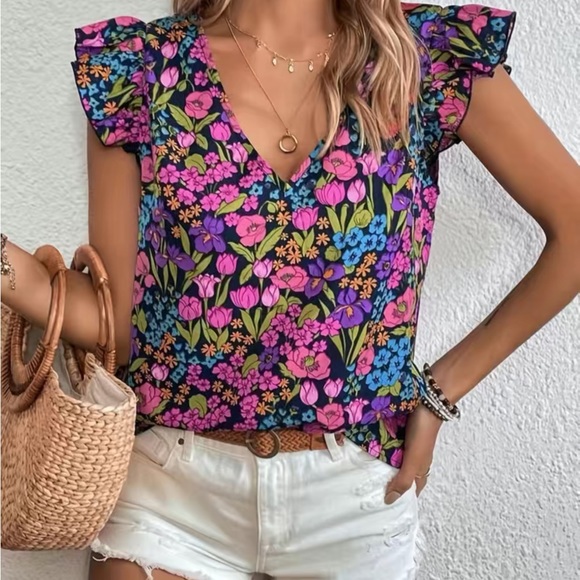 New! Beautiful Floral Print Bulbs Tulip Iris V Neck Ruffled Short Sleeves - Picture 4 of 7